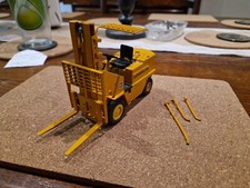 Gescha/Conrad Die-Cast Model Forklift Jack LIA Truck Caterpillar CAT V60.