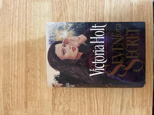 Victoria holt seven - holt, a