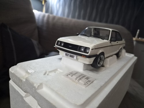 Minichamps ford escort - minichamps,