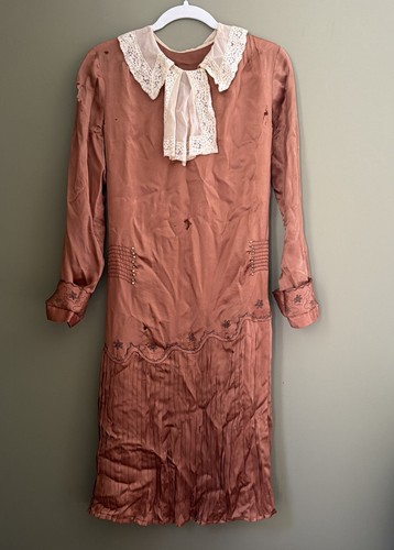 Antique vintage 1920s - vintage,