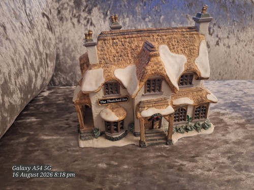 Lemax christmas caddington - lemax,