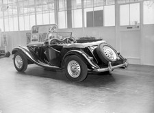 MG TF 1954 Advertising Road