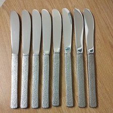 8 Vintage Viners Studio Bark