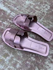 Next Forever Comfort Metallic