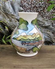 Moorcroft  ASHNESS JETTY Vase
