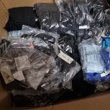 Random Clothing Bundle – 10