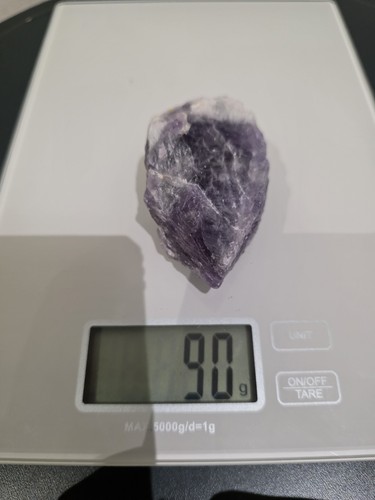 Chevron amethyst rough - chevron, cut