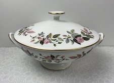 Wedgwood Hathaway Rose Lidded Vegetable/Serving Tureen Unused Condition 2nd