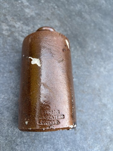 The item pictured vintage - is,
