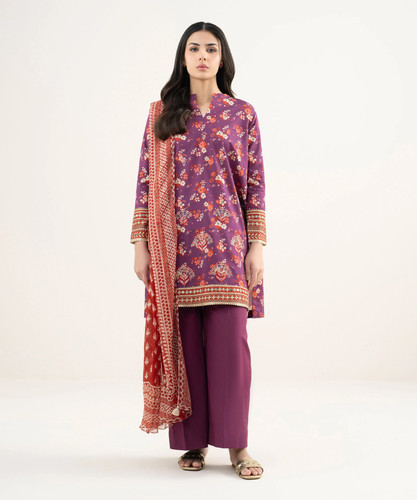Piece embroidered lawn - 3,