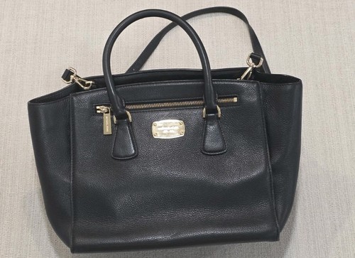 Michael kors black pebbled - kors,
