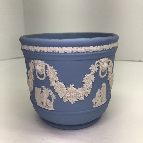 Wedgwood jasperware blue - wedgwood,