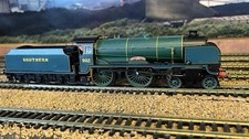 Hornby SR 4-4-0 'Wellington'