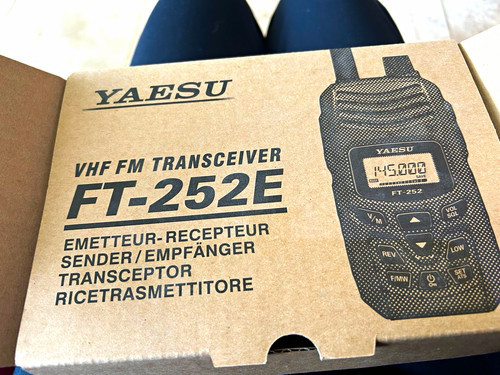 Yaesu 252e vhf - ft-252e, 5w