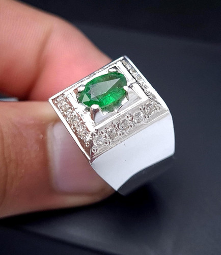 Natural tsavorite garnet - natural, &