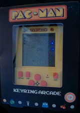 Pac-Man: Keyring  Arcade by Fizz Creations. Original sounds/gameplay. LCD screen