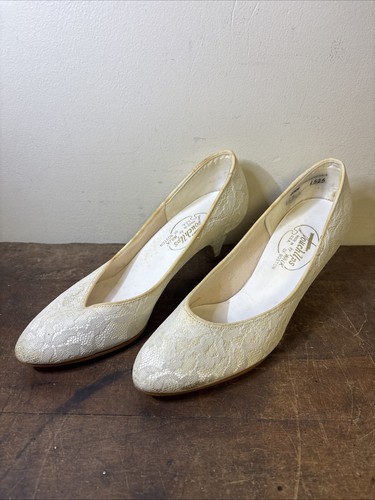 Vtg 1950s lace - lace, pumps