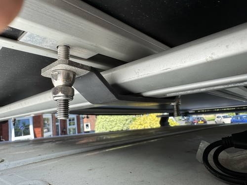 Universal roof tent mounting - universal,
