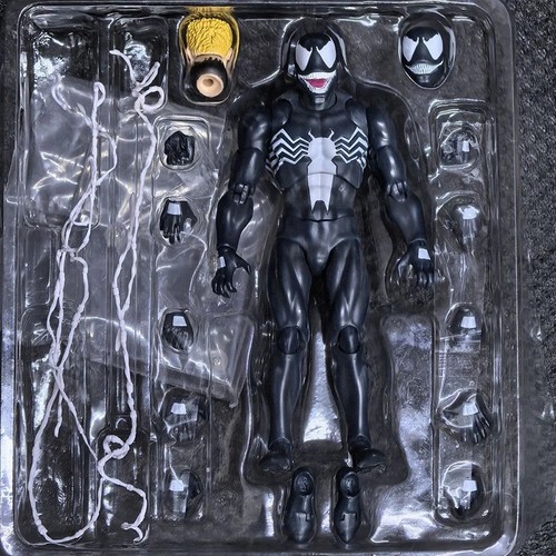 Mafex 088 venom action - mafex, figure