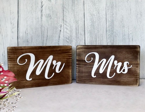 Top table mrs wedding - &,