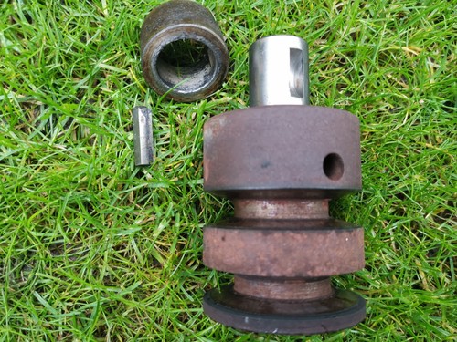 Westwood engine pulley block - engine,