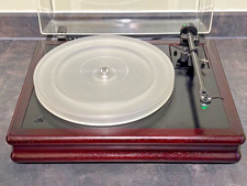VOYD VALDI 2 MOTOR TURNTABLE C/W REGA (MOTH) RB250 TONEARM AND NEW AT-VM95E CART