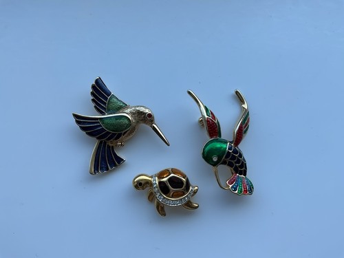 Enamel brooch pinsx3 pieces - enamel,