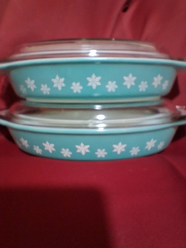 Vintage pyrex turquoise - vintage,