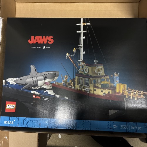 Lego ideas 21350 jaws - lego,