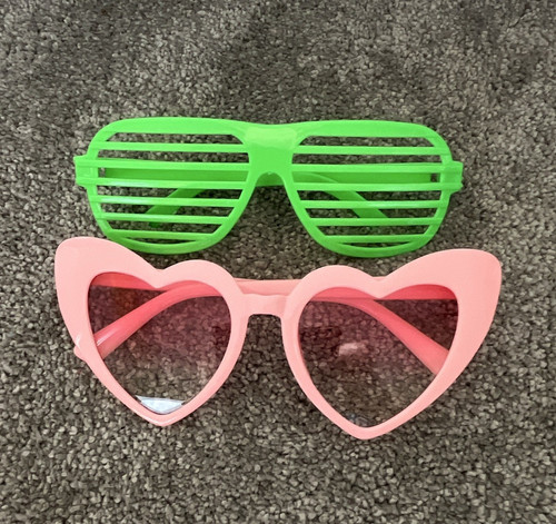Pair novelty party glasses - 2,