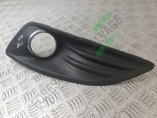 2017 FORD FIESTA FRONT GRILL / GRILLE 1840419