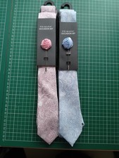 two new paisley wedding neck