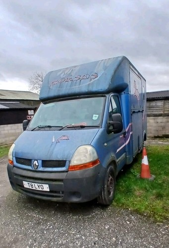 Renault master horsebox - 3.5t,