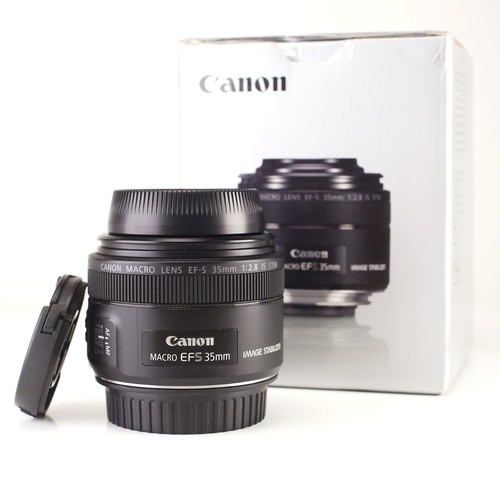 Canon 35mm is stm - f2.8,