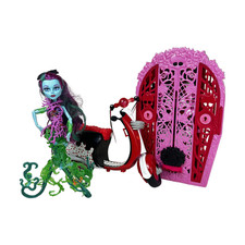 Monster High Mattel Bundle - Great Scarrier Posea Reef Doll, Coffin & Scooter 