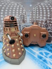 DOCTOR WHO FIGURE Bronze Gold Remote Radio Controlled RC Battle Dalek 5.5” Scale