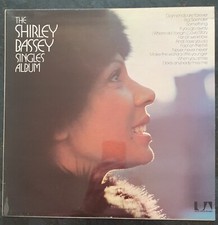 SHIRLEY BASSEY - The Singles Album - UA - UAS 29728 - LP Vinyl - NM/NM