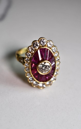 Vintage 18ct yellow - a,