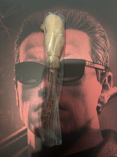Hot toys terminator - hot,