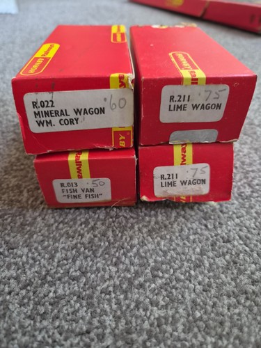 Hornby carriage parts - hornby,