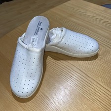 BNWOT Leather ‘Best Medical’ Womens Mules-Size 6UK-White
