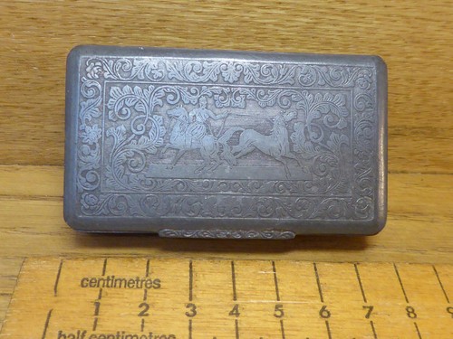 Antique vintage metal snuff - /,