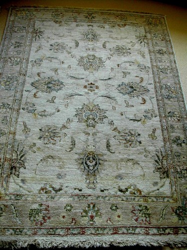 Medium large cream beige brown - beige,