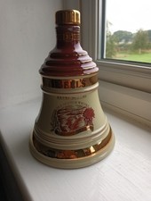 Bell's DECANTER CHRISTMAS