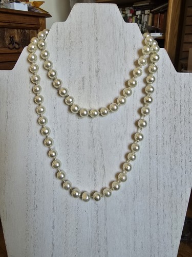 Vintage faux pearl necklace - faux,