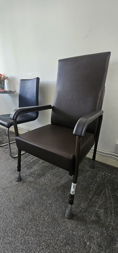 Adjustable height armchair - adjustable,