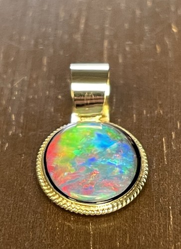 14k solid gold australian - solid,