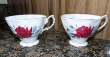 VINTAGE  2 X TEACUP  ROYAL