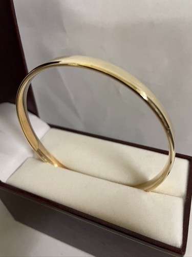 Solid 9ct yellow gold