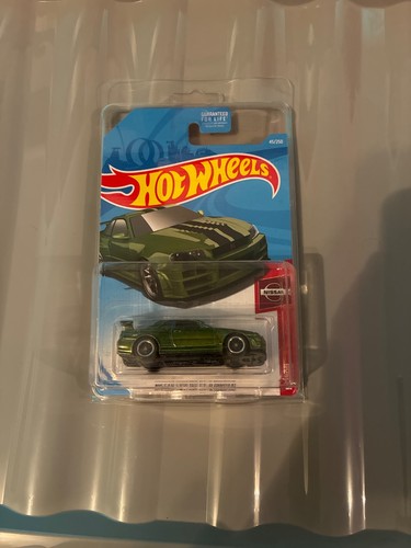 Hot wheels super treasure hunt - wheels,